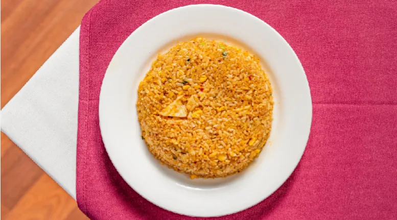 Large Thai Rice with Chicken & Egg